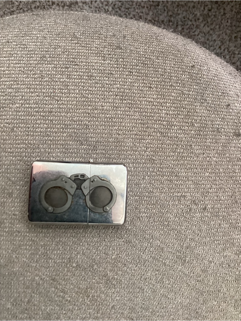 Vtg. Handcuff Novelty lighter, made in Japan.  Pre-owned.